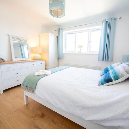 Trethvor House Ensuite Double Room With Free Parking In Quiet Residential Area Padstow Esterno foto