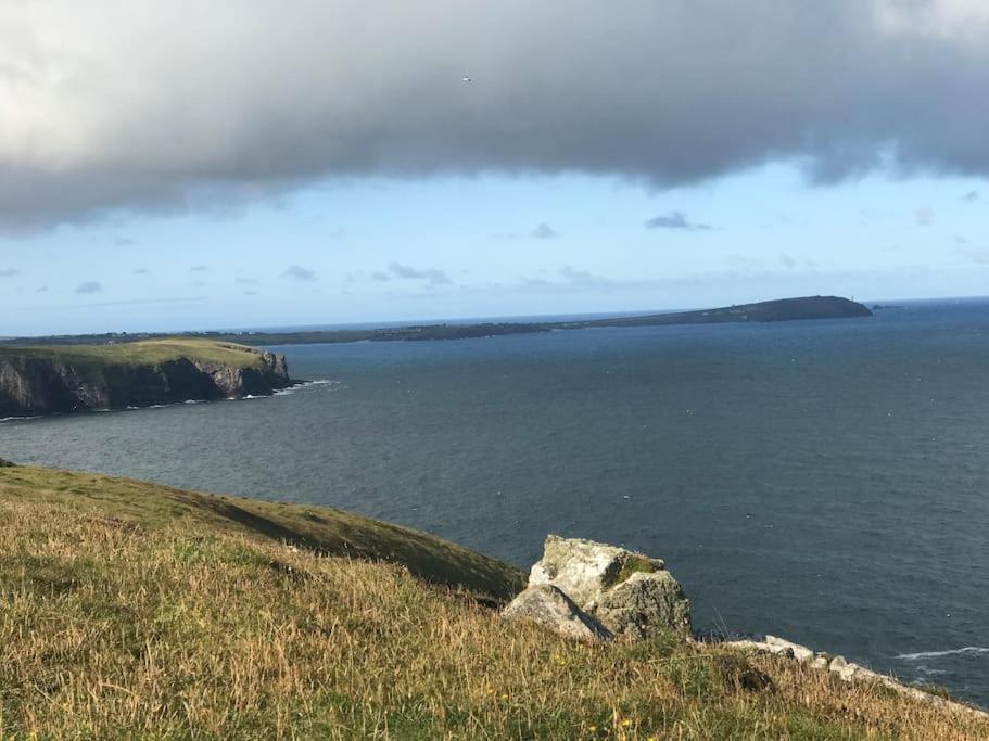 Trethvor House Ensuite Double Room With Free Parking In Quiet Residential Area Padstow Esterno foto