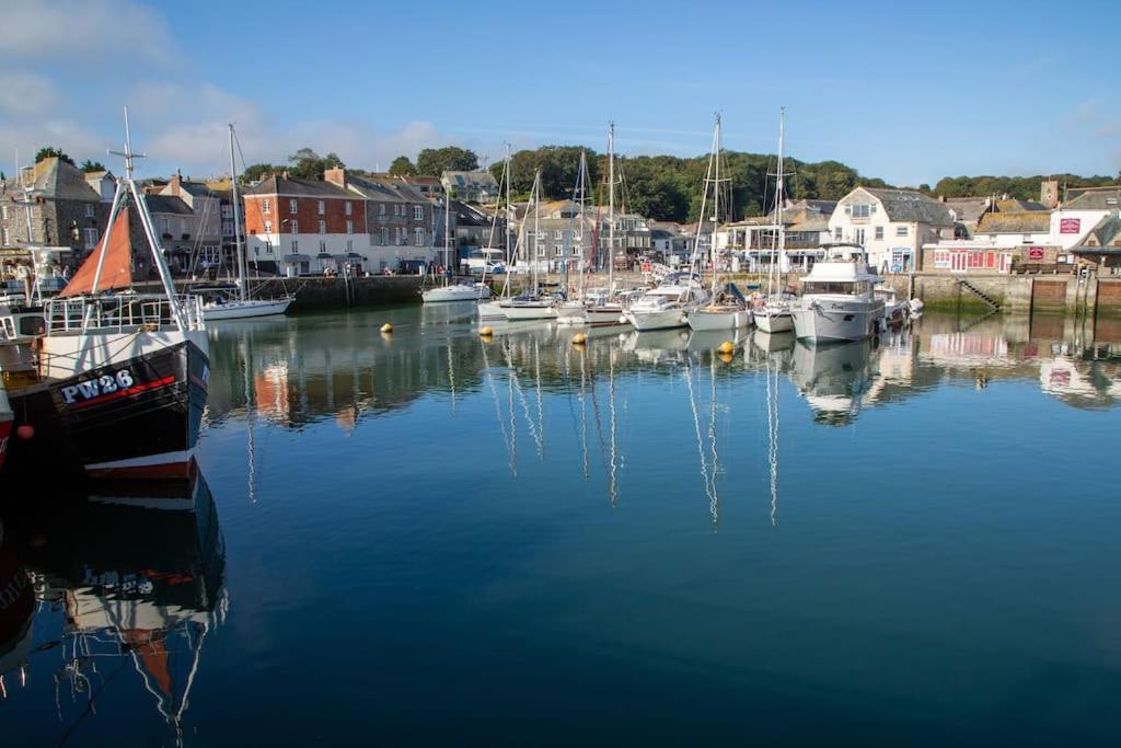 Trethvor House Ensuite Double Room With Free Parking In Quiet Residential Area Padstow Esterno foto