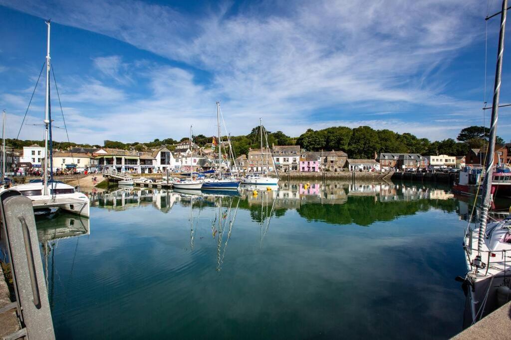 Trethvor House Ensuite Double Room With Free Parking In Quiet Residential Area Padstow Esterno foto